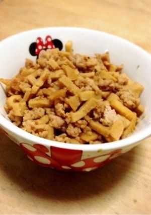 ヨシダのソースで 高野豆腐入り肉そぼろ-レシピのメイン写真