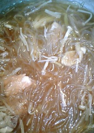 風邪に効く？！中華風春雨スープ-レシピのメイン写真