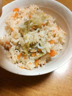 ちりめんじゃことレタスの炊き込みご飯-レシピのメイン写真