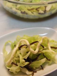 キャベツの塩昆布・マヨ和え~和風サラダ-レシピのメイン写真