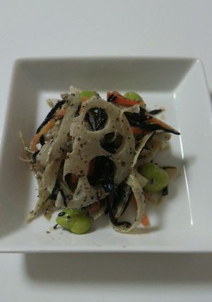 ごぼうとれんこんの胡麻マヨサラダ-レシピのメイン写真