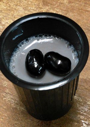 簡単！黒豆の煮汁で黒豆プリン-レシピのメイン写真