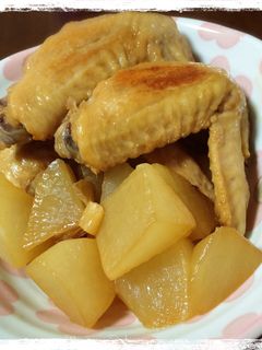 ✩鶏手羽先と大根の煮物✩-レシピのメイン写真