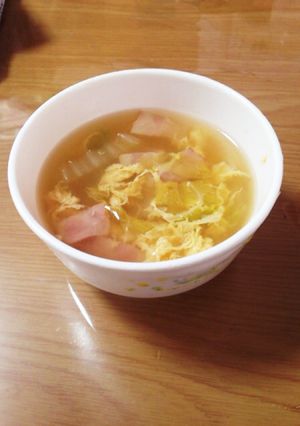 白菜とベーコンの卵スープ-レシピのメイン写真