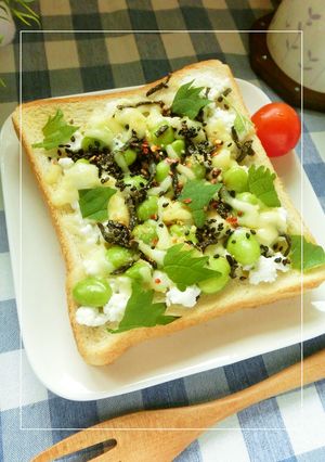 チーズ×３✲大葉香る塩昆布枝豆トースト-レシピのメイン写真