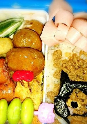 妖怪ウォッチダークニャン簡単適当なお弁当-レシピのメイン写真