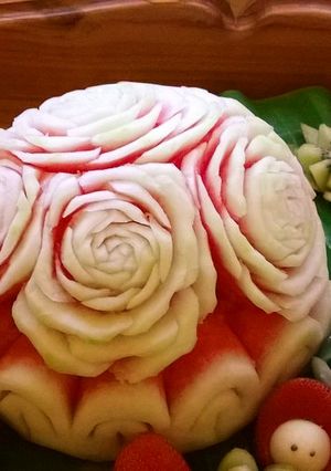 飾り切り☆スイカに薔薇♪-レシピのメイン写真