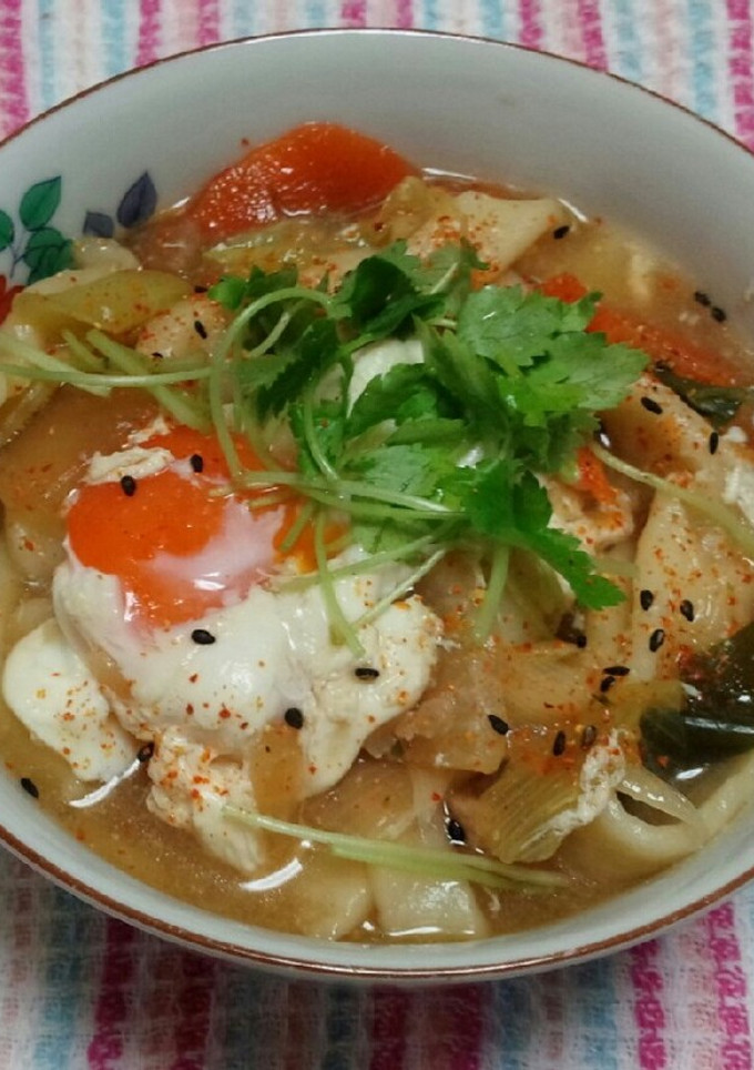 半熟卵の煮込みうどん♪-レシピのメイン写真