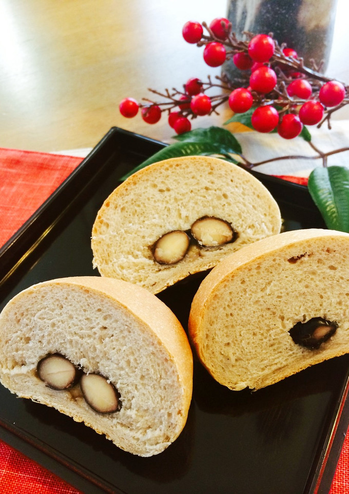 黒豆パン　〜おせちの黒豆をリメイク〜-レシピのメイン写真