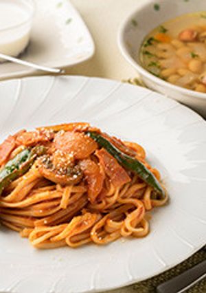 音更産うどんでナポリタン-レシピのメイン写真