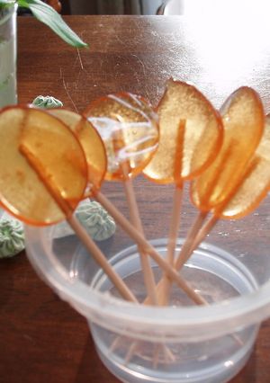 懐かしい味☆レンジで簡単べっこうあめ-レシピのメイン写真