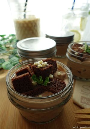 メイソンジャーで簡単チョコクリームパフェ-レシピのメイン写真
