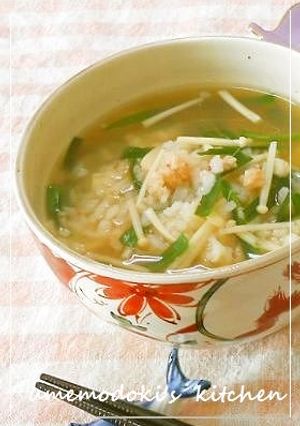 蟹缶とニラとエノキの簡単雑炊-レシピのメイン写真