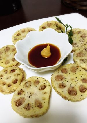 辛子醤油をつけてね♡れんこんの挟み揚げ♡-レシピのメイン写真