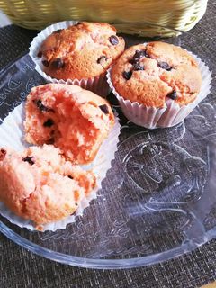 春色♪ストロベリーチョコチップマフィン-レシピのメイン写真