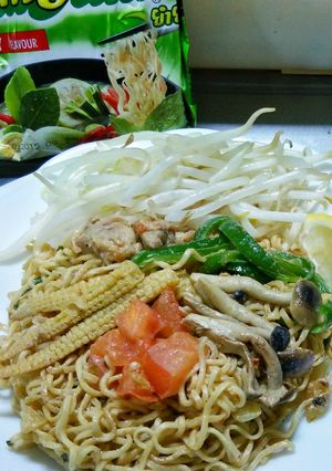 インスタントdeグリーンカレー焼そば-レシピのメイン写真