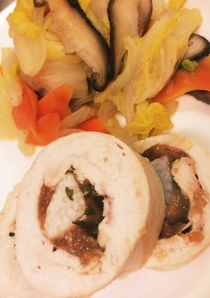 鶏胸肉でやわらかい！梅しそロール-レシピのメイン写真