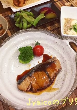 簡単がイイね☻うちのブリ照り焼き-レシピのメイン写真