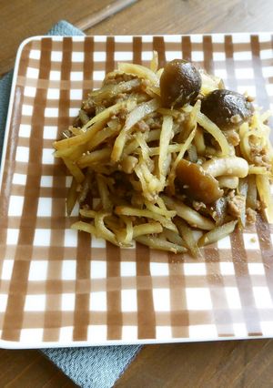 ごぼうときのこの牛しぐれ煮風♪-レシピのメイン写真