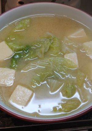 レタスと高野豆腐のみそ汁⇒ダイエットにも-レシピのメイン写真
