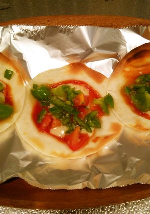 アレンジ☆餃子の皮でおつまみピザ-レシピのメイン写真