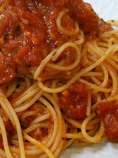 トマトとバジルのパスタ-レシピのメイン写真