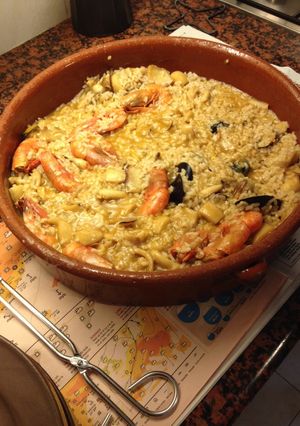 スペイン:土鍋で作るパエリア-レシピのメイン写真