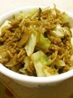 ちょっとだけご飯deそばめし(風)-レシピのメイン写真