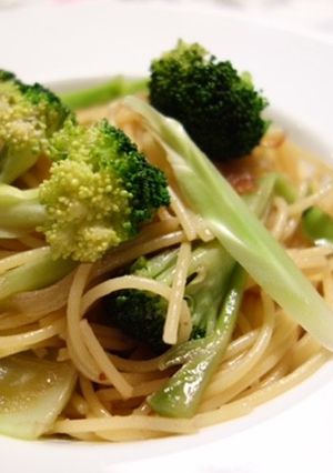 ブロッコリーと青梗菜のパスタ-レシピのメイン写真