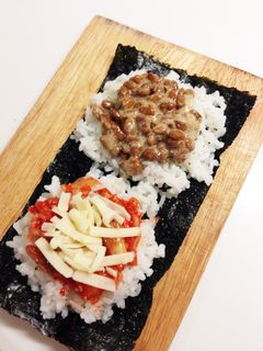 絶対美味しい!キムチ納豆チーズおにぎらず-レシピのメイン写真