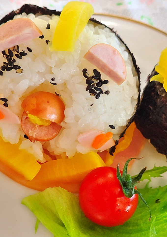 具だくさんヒヨコおにぎり（松小５）-レシピのメイン写真
