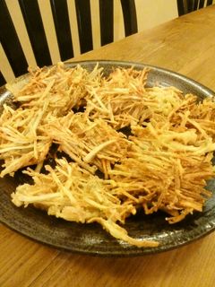 紅生姜でサッパリ♪簡単牛蒡のかき揚げ-レシピのメイン写真