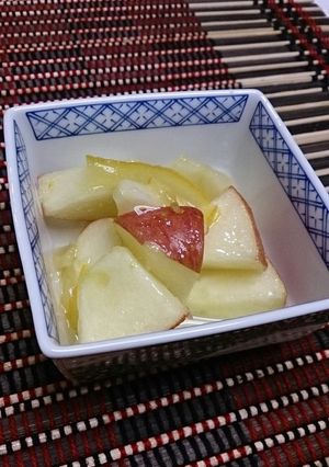 箸休めに☆りんごの柚子蜜あえ-レシピのメイン写真