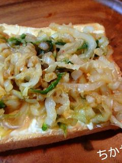 お惣菜パン!?白菜のお漬物パン^^-レシピのメイン写真
