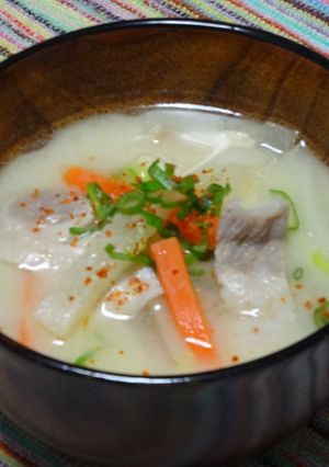 白味噌仕立ての豚汁-レシピのメイン写真