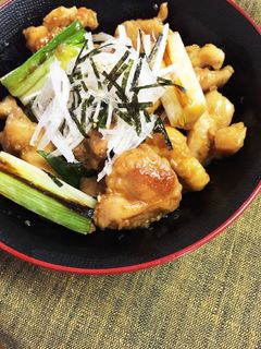 絶妙のタレをたっぷりかけて!焼き鳥丼-レシピのメイン写真