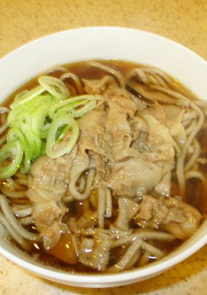 コクのある味！肉そば・肉うどんのつゆ-レシピのメイン写真