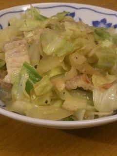 豚バラとキャベツのにんにくバター炒め-レシピのメイン写真
