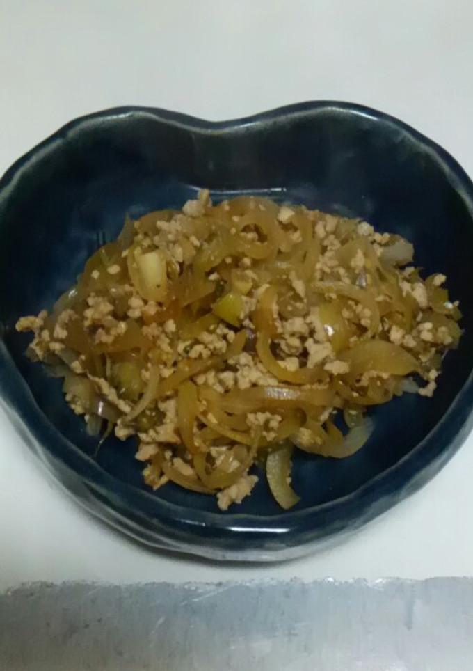 玉ねぎとひき肉の塩麹炒め-レシピのメイン写真