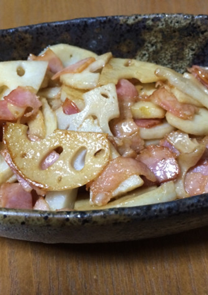 簡単！れんこんとベーコンのバター醤油炒め-レシピのメイン写真