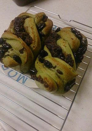 お正月！黒豆とあんこの抹茶パン-レシピのメイン写真