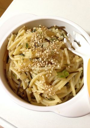 1歳児食_蕪の葉と塩昆布のスパゲッティ-レシピのメイン写真