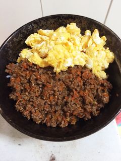 そぼろ丼-レシピのメイン写真