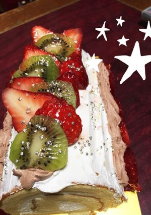 簡単！市販のロールケーキデコ☆-レシピのメイン写真
