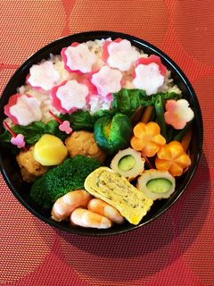 桜さく!お花見お弁当・合格祈願お弁当-レシピのメイン写真