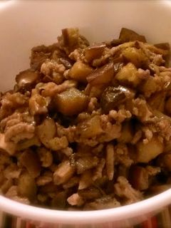 豚ひき・なす・椎茸のオイスターソース炒め-レシピのメイン写真