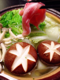 札幌1番塩ラーメンで豚シャブ鍋-レシピのメイン写真