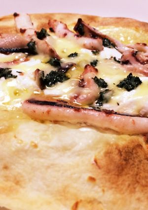 いかとチーズのバジルソースピザ-レシピのメイン写真
