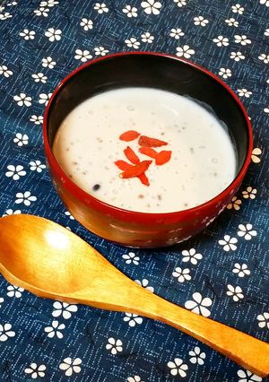 美味薬膳♪とろ～り15穀米のホット杏仁葛-レシピのメイン写真