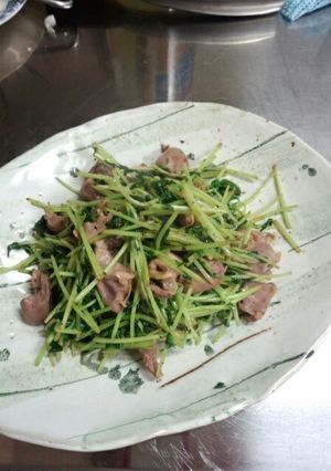 豆苗と砂肝の塩炒め-レシピのメイン写真